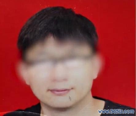 图为戴某贵府图,其通过5名女性一又友2次网购珍珠粉胶囊、5次网购河豚鱼干、4次网购河豚毒素